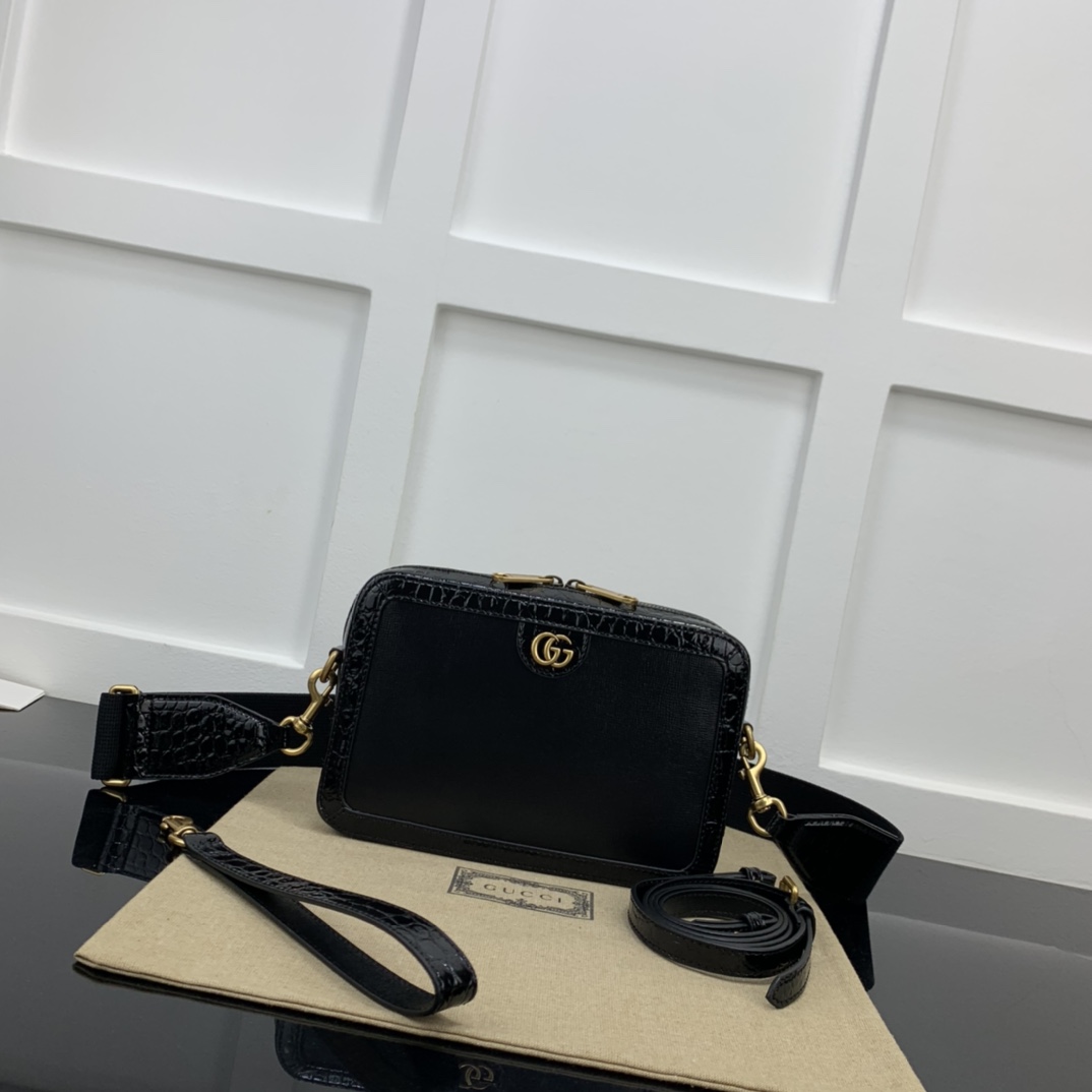 Gucci Satchel Bags